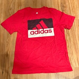 Adidas Badge of Sport Red Graphic Kid’s Tee Size 6 100% cotton
